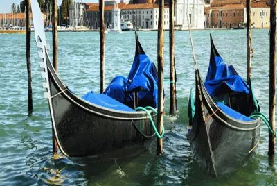 gondolas