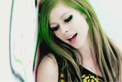 avril lavgine smile