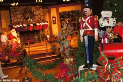 Santa 's Cabin-Knotts Berry Farm