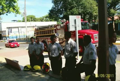 Los bomberos de Costa Rica