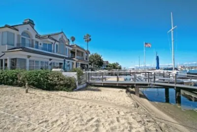 Balboa Peninsula Home-Newport Beach jigsaw puzzle
