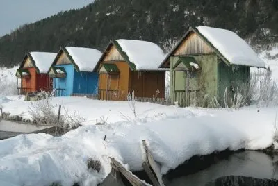 Siberian Shacks