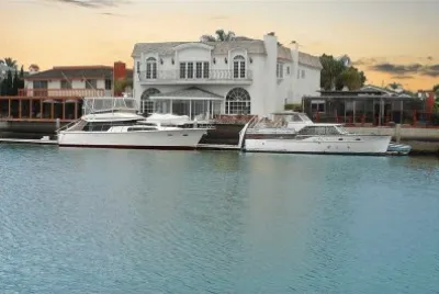 Harbor Home-Huntington Beach