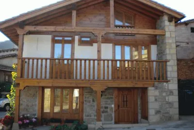 CASA EN MOGROVEJO