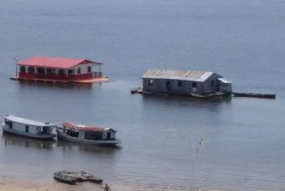 Casas Flutuantes em TefÃ© - AM
