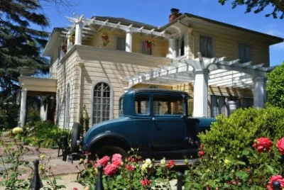 Historic Floral Park Home-Santa Ana