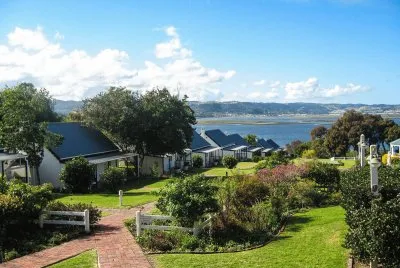 Knysna Lagoon cottages jigsaw puzzle