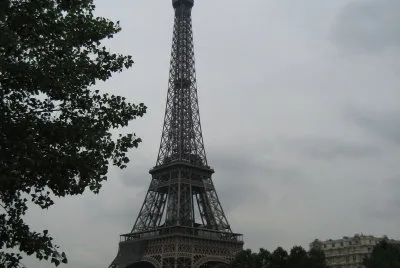 PARIS: TOUR EIFFEL
