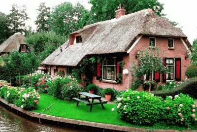 villa jigsaw puzzle