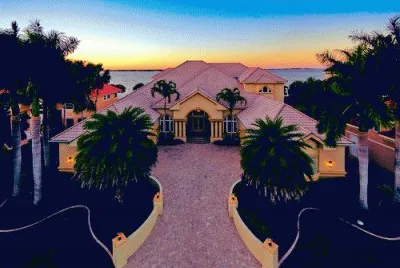 villa jigsaw puzzle