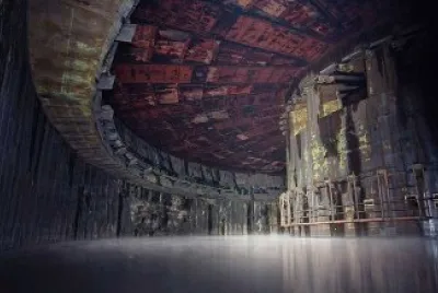 פאזל של FÃ¡brica de cohetes abandonada. Rusia.