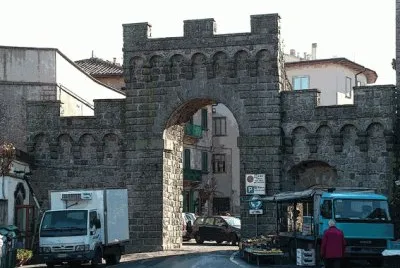 Porta Castello - Piancastagnaio