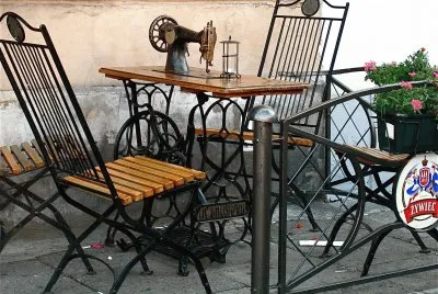 CafeterÃ­a en Varsovia jigsaw puzzle