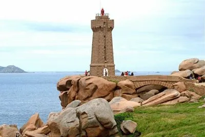 Faro de PloumanacÂ´h (BretaÃ±a francesa)