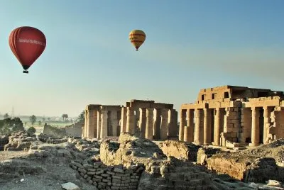 Balloon ride over Ramesseum