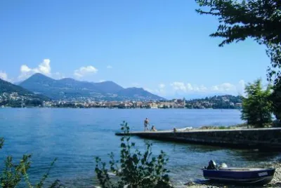Lakeside jigsaw puzzle