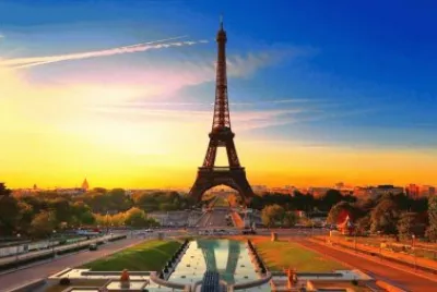 TORRE EIFFEL