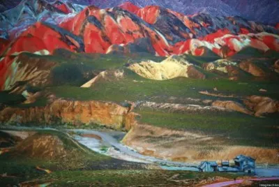 פאזל של Rainbow Mountains China
