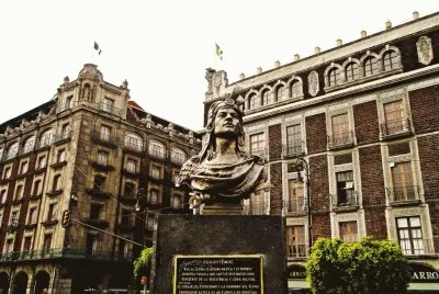 monumentos