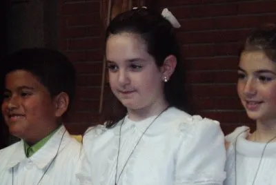 פאזל של Muy guapa en su comunion
