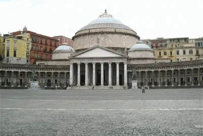 NÃ¡poles - Plaza del Plebiscito jigsaw puzzle