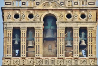 Giralda,campanas