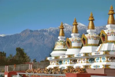 Stupa 's in the Himalayan Mountains