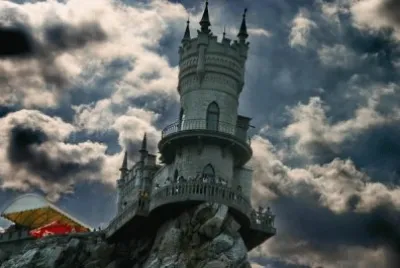 TORRE.
