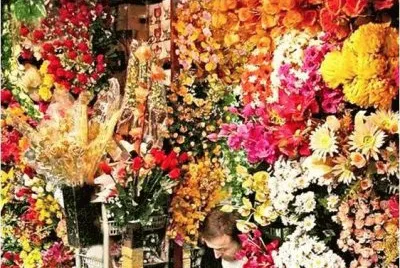 flowery wall