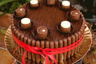 Esta tarta esta diciendo comeme