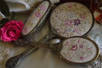 Beautiful Vintage Dressing Table Set
