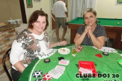 joguinho com amiga...