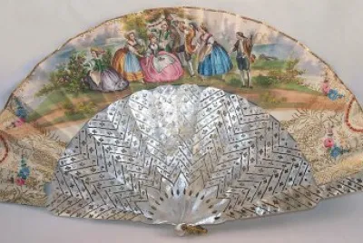 Victorian Hand Painted Mother of Pearl Pierced Fan