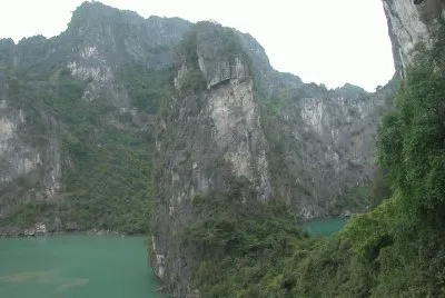 Baie d 'Along (Vietnam)