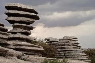 פאזל של colocando piedras