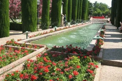 פאזל של jardines del alcÃ¡rza