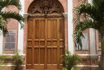 Puerta de la capilla San Miguel, Museo Barqto