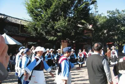 danse baÃ¯ au village xishou jigsaw puzzle