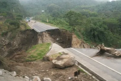 effondrement de la route