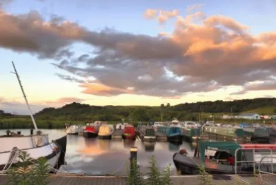 Sunset boats