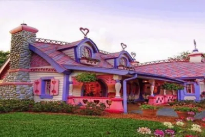 895 Casa Rosa