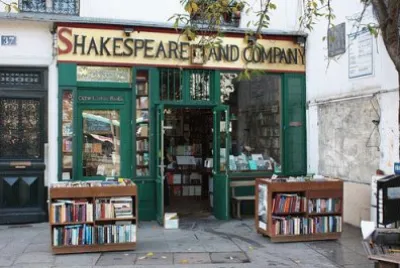 UNA LIBRERIA DE USADO. jigsaw puzzle