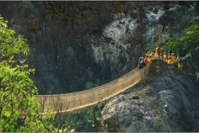 PUENTE COLGANTE