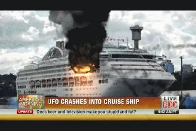 OVNI CHOCA CON UN CRUCERO.