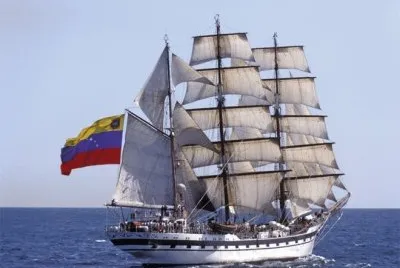 Buque escuela Simon Bolivar