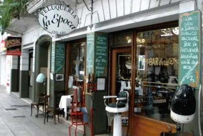 UNA BONITA PELUQUERIA