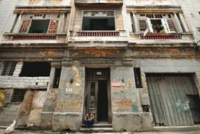 Edificio casi en ruinas