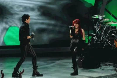 Adam Lambert And Allison Iraheta Slow Ride
