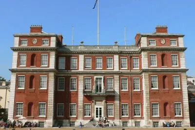 פאזל של Marlborough House