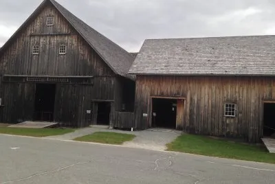 Pres Coolage  Barn